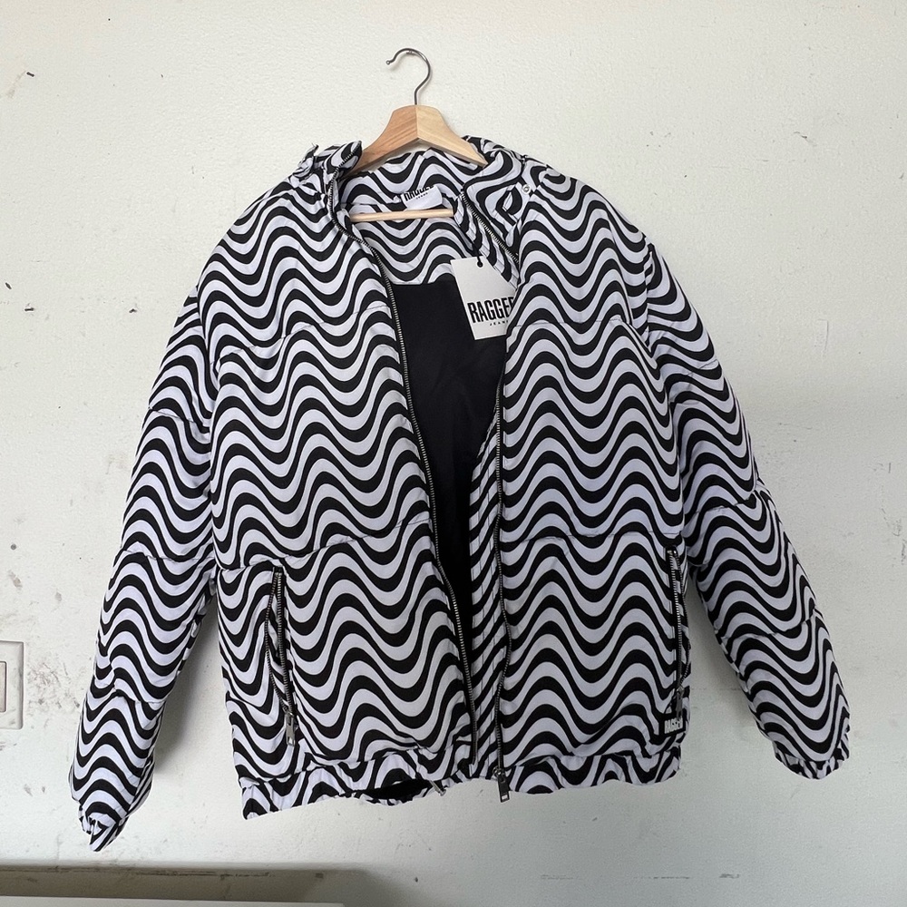 Black and white Puffer Jacket